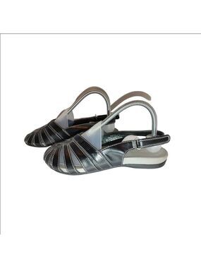 BareTraps Austin Sandals Size 7W